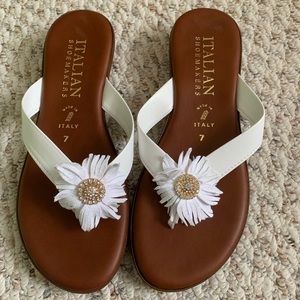 Daisy Sandal